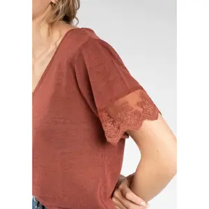 Frauen-T-Shirt Deeluxe Divine image-3