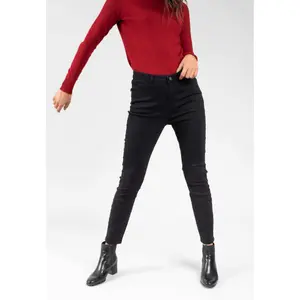 Damesjeans Deeluxe april image-0