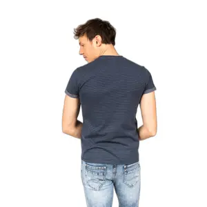 T-shirt Deeluxe novel image-1