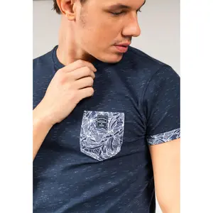 T-shirt Deeluxe Shamar image-4