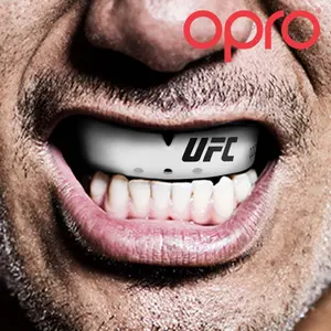 Protectores bucales Opro UFC Bronze image-1