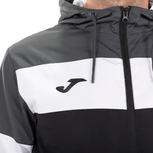 Chaqueta impermeable con capucha Joma Crew IV image-5