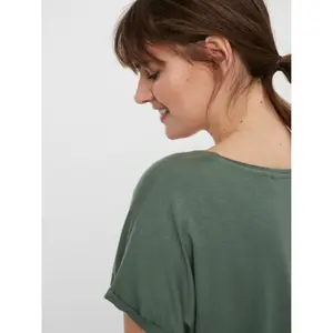 Camiseta de mujer Vero Moda Vmava Ga Curve image-4
