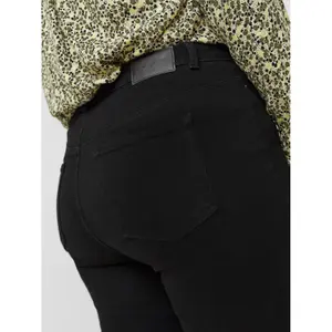Women's trousers Vero Moda vmlora image-6