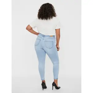Damenjeans Vero Moda Vmsophia Li357 Curve image-3