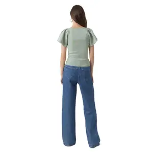 V-nyakú blúz női Vero Moda Ginny image-2