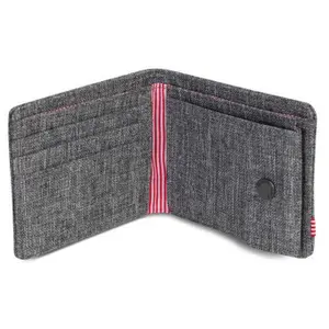 Portfolio Herschel rfid raven crosshatch image-2