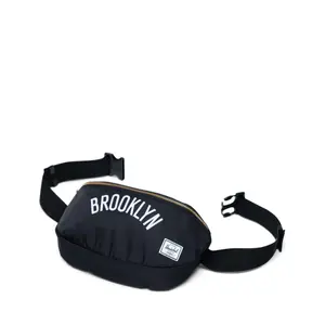 Banana Herschel sixteen brooklyn nets black/w image-2