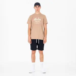 Camiseta New Era Heritage Ript image-1