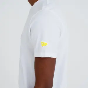 T-shirt New Era Yankees Mlb Core Neon Logo image-2