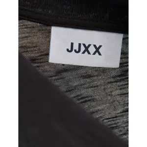 Camiseta grande de mujer JJXX gill image-2