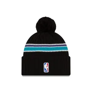 Bonnet New Era  Bh19 Knit Charlotte Hornets image-1