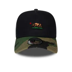 Cap New Era Cali Bear Trucker image-0