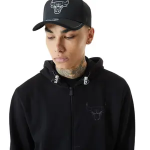 Sweatshirt à capuche à zip New Era Chicago Bulls image-2