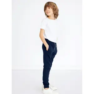 Boys' jogging trousers Name it image-2