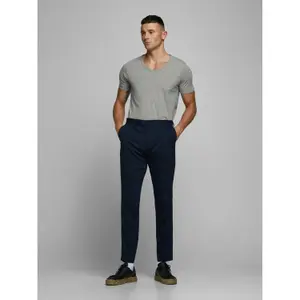 Camiseta V-neck Jack & Jones Basic image-2