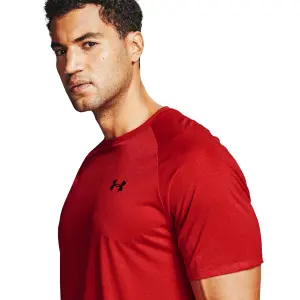 Camiseta Under Armour Tech image-5