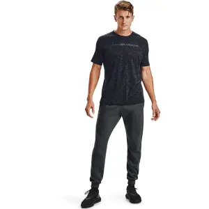 Camiseta Under Armour à manches courtes All-Over Wordmark image-1