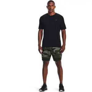 Corto Under Armour extensible Train Camo image-2