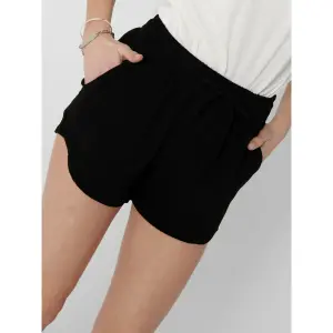 Women's shorts Only Turner image-5