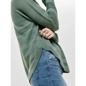 Saltador feminino Only Caviar image-6