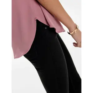 T-shirt femme Only manches courtes Vic solid image-5