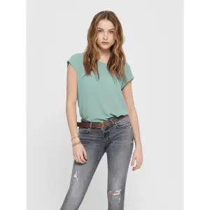 Frauen-T-Shirt Only manches courtes Vic solid image-0