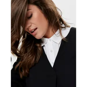 Women's shirt collar Only Shelly life image-1