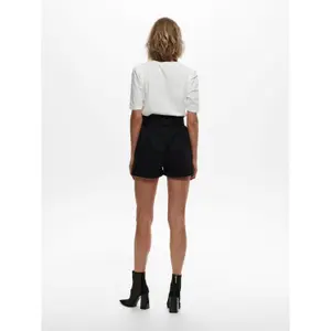 Shorts för kvinnor Only onlsmilla stripe image-5