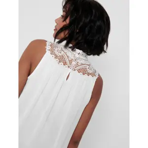 Women's sleeveless T-shirt Only onlnew image-5