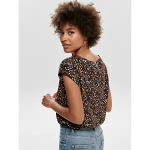 Top kobiet Only Vic manches courtes image-5