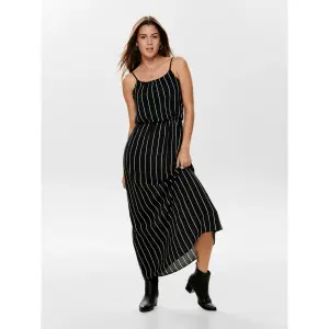 Women's dress Only Winner image-2