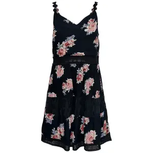 Frauenkleid Only onlkarmen anne life image-0