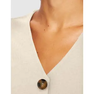 T-shirt för kvinnor Only onlnella buttons image-3