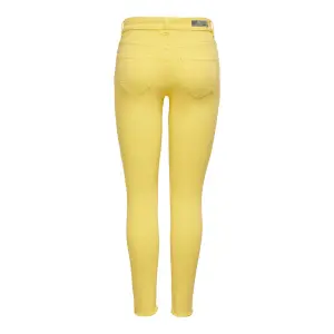 Damenhosen Only Blush life image-1