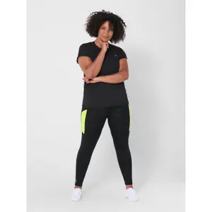 T-shirt manches courtes Damen Only play onpaubree image-1