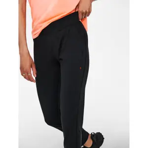 Slim-Fit-Hose Frau Only play onpperformance athl bay image-6
