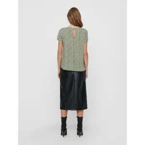 Frauen-T-Shirt Only manches courtes First one life image-6