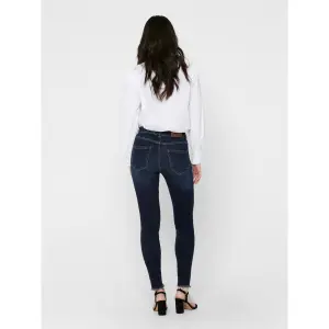Women's jeans Only Blush life image-4