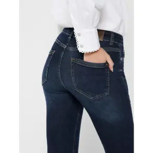 Women's jeans Only Blush life image-6