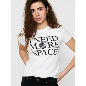 T-shirt för kvinnor Only onlkita life reg moon image-3