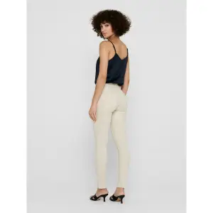 Pantalón Only blush life image-5