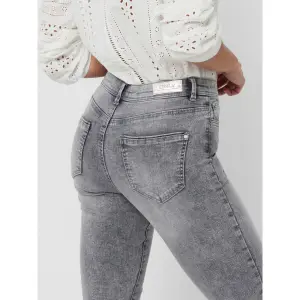 Pantalones vaqueros de mujer Only Wauw life image-5