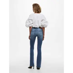 Vaqueros de mujer Only Blush life image-5