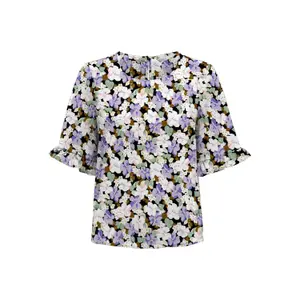 T-shirt för kvinnor Only onlnova life frill aop wovens image-0