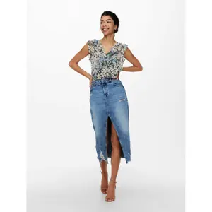 T-shirt för kvinnor Only onlpine capsleeve wovens image-2