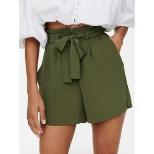 Shorts för kvinnor Only onllavender image-3