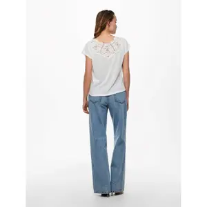 T-shirt för kvinnor Only onlceline lace mixs image-4