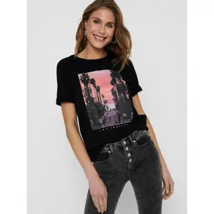 T-shirt för kvinnor Only onliris life boxy city image-3