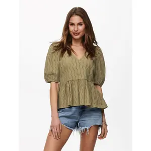 T-shirt för kvinnor Only onlcarla life wrap wovens image-3